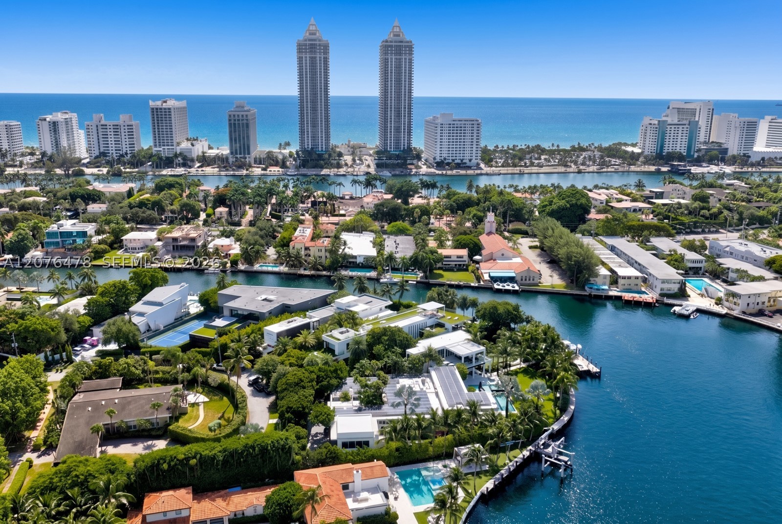 528 Lakeview Ct, Miami Beach FL 33140
