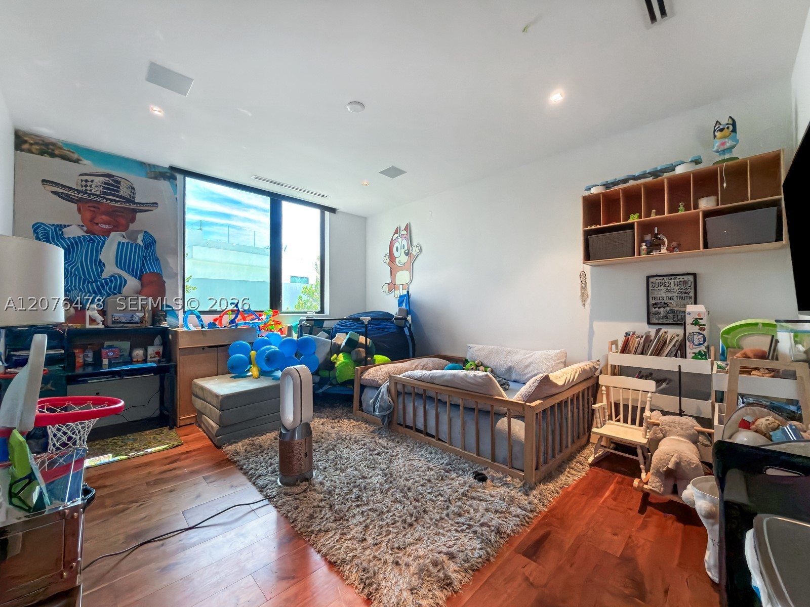 528 Lakeview Ct, Miami Beach FL 33140
