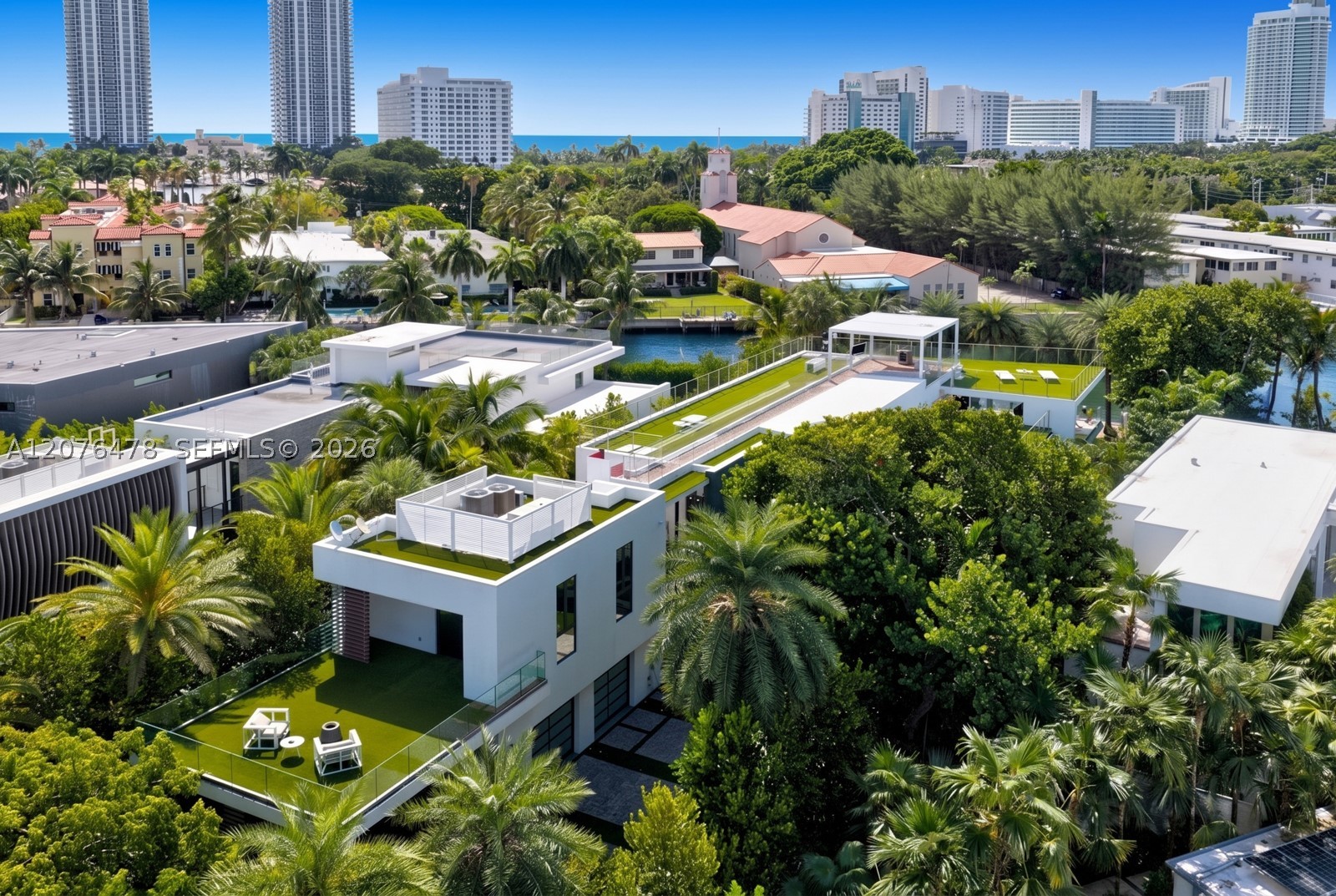 528 Lakeview Ct, Miami Beach FL 33140