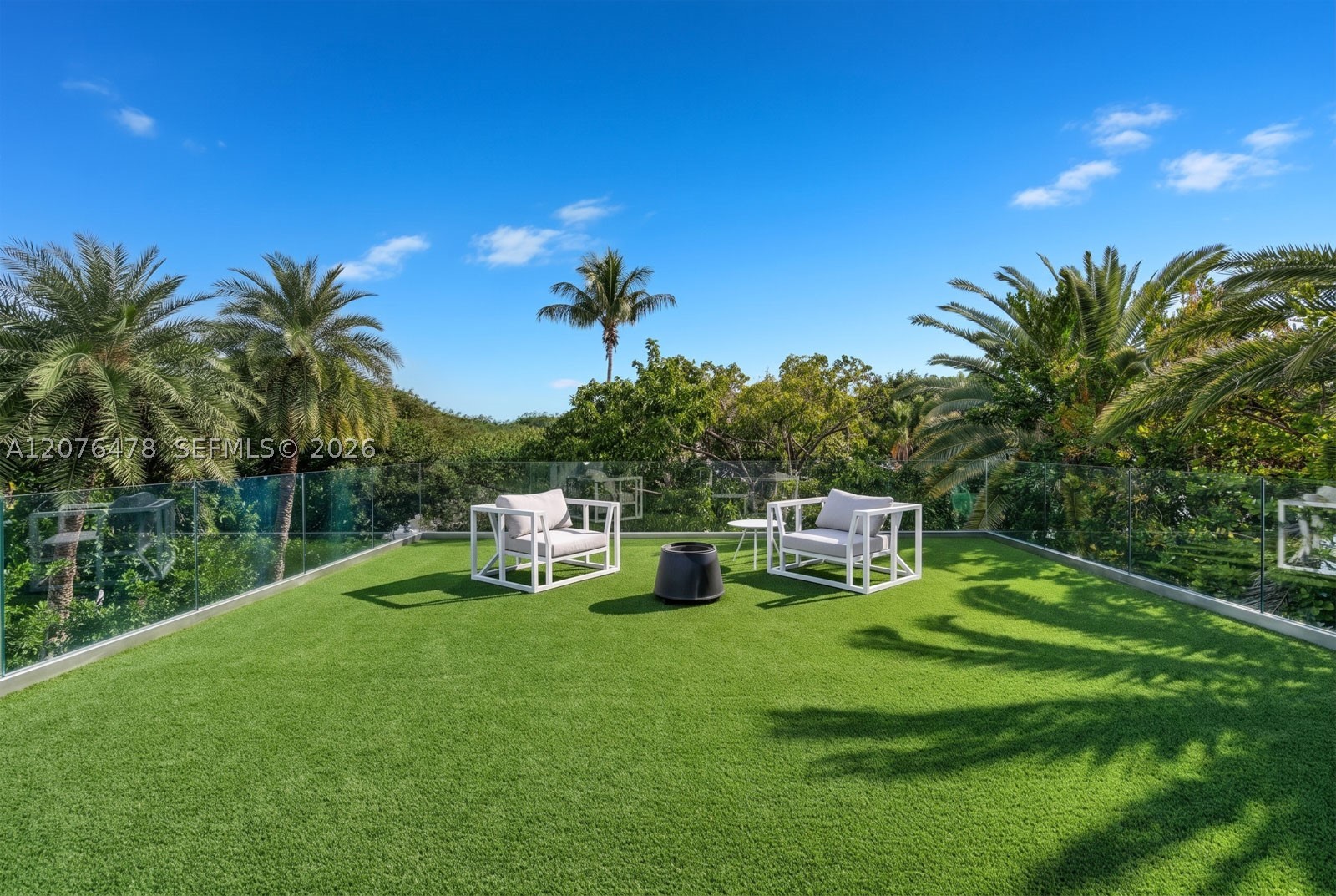 528 Lakeview Ct, Miami Beach FL 33140