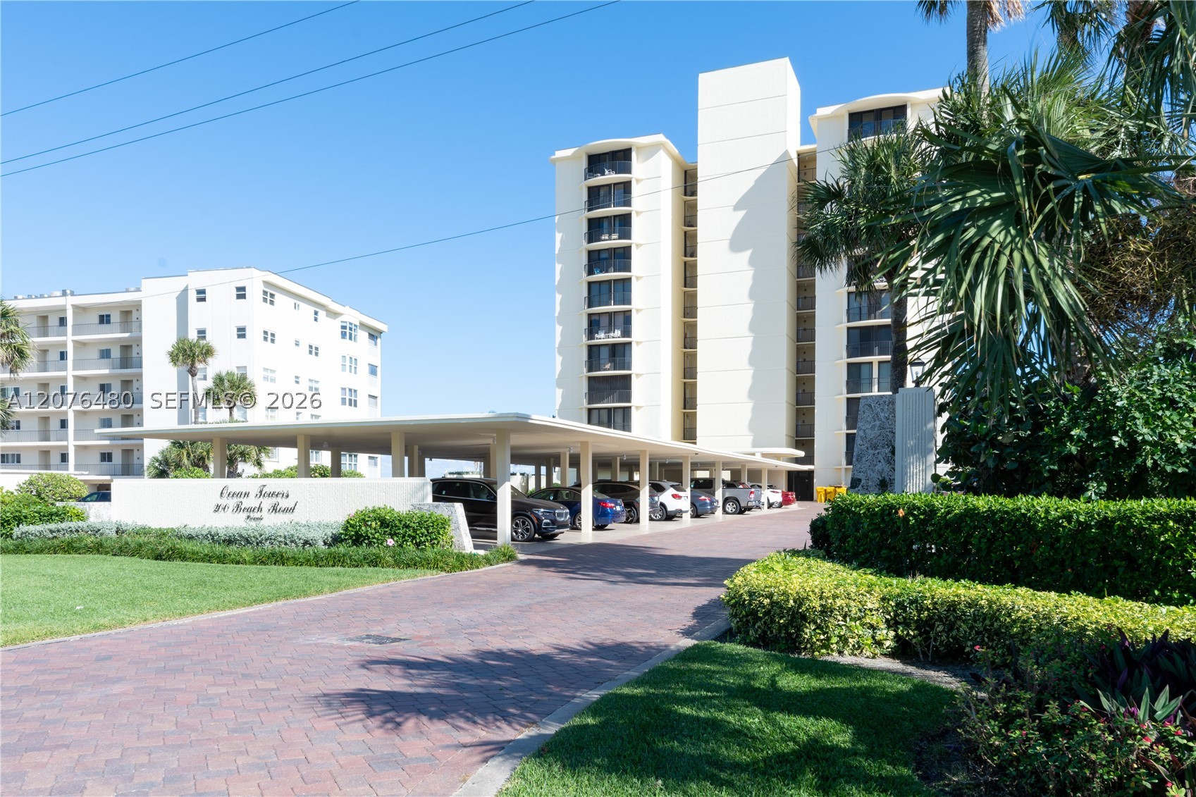 200 Beach Rd #701, Tequesta FL 33469