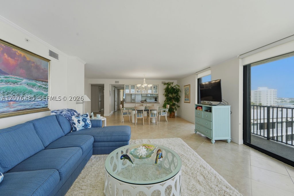 200 Beach Rd #701, Tequesta FL 33469