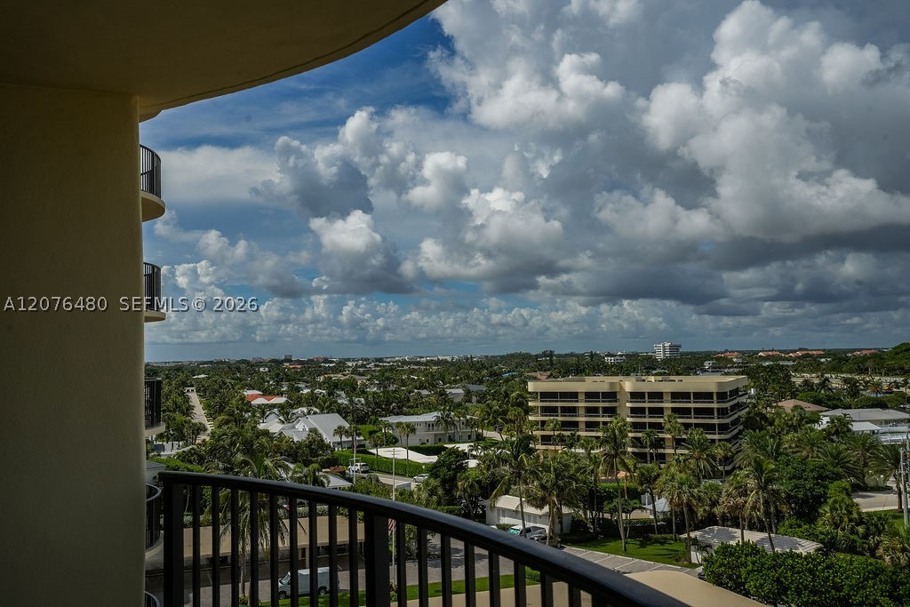 200 Beach Rd #701, Tequesta FL 33469