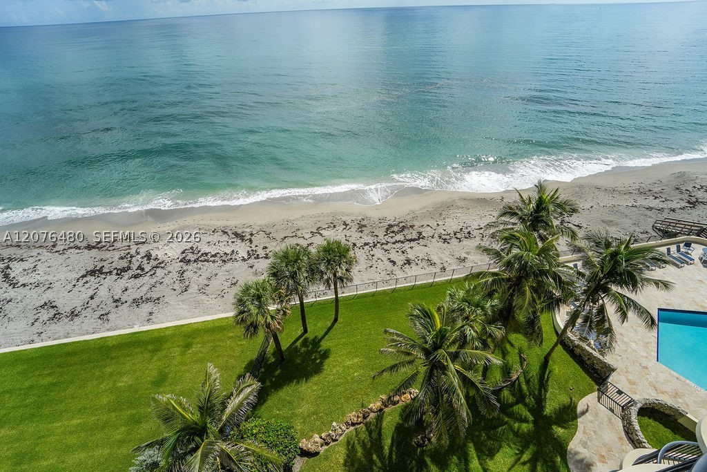 200 Beach Rd #701, Tequesta FL 33469