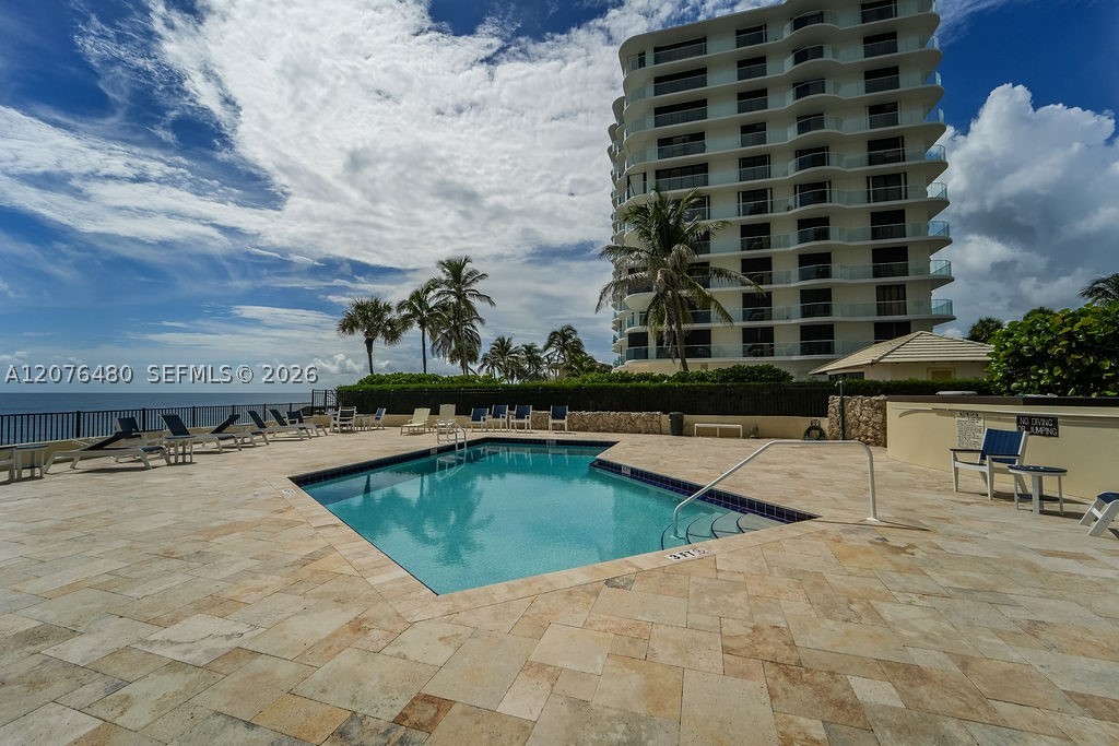 200 Beach Rd #701, Tequesta FL 33469