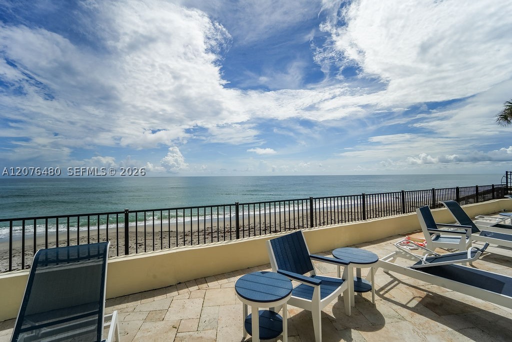 200 Beach Rd #701, Tequesta FL 33469