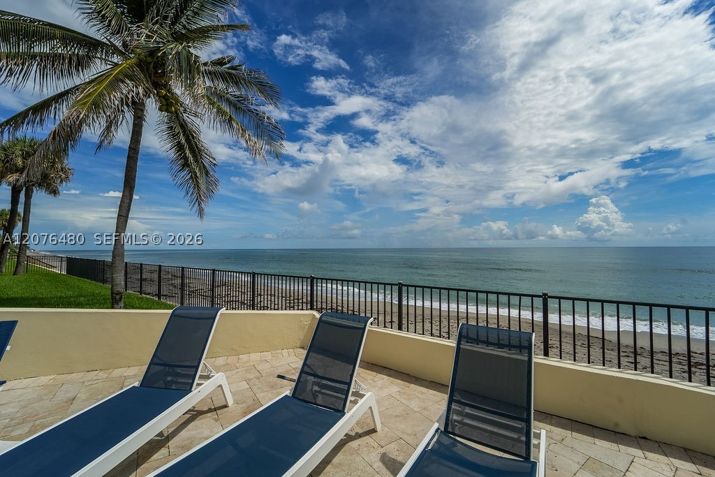 200 Beach Rd #701, Tequesta FL 33469