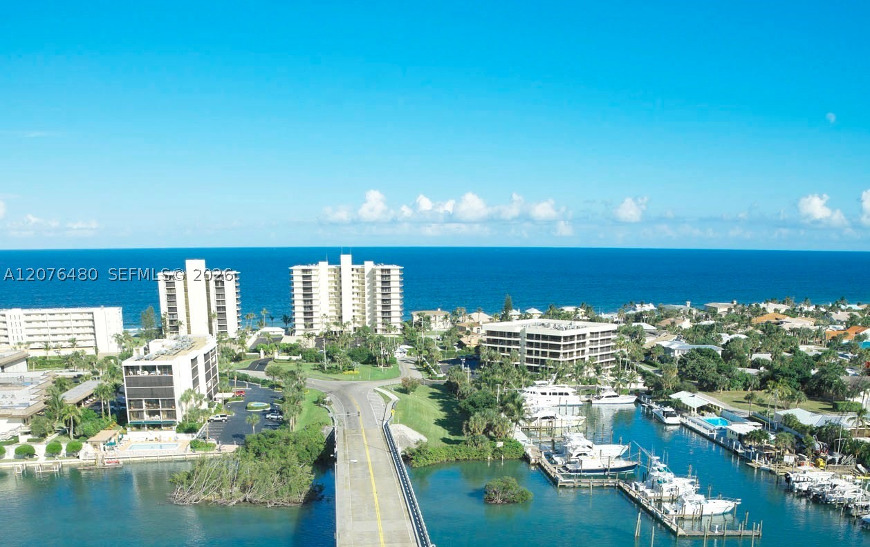 200 Beach Rd #701, Tequesta FL 33469