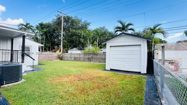 6371 SW 39th St, Miami FL 33155