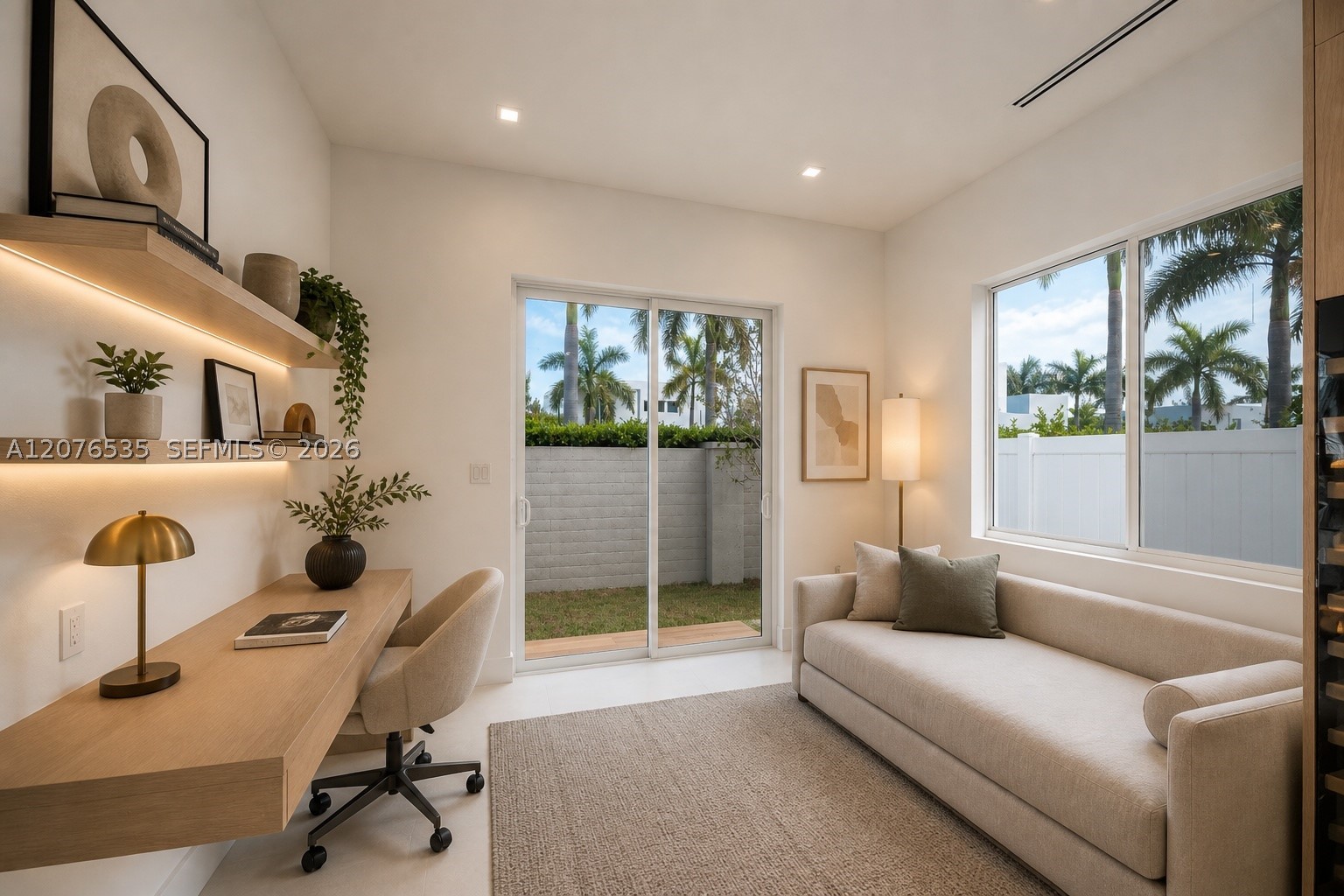 10381 NW 67th Ter, Doral FL 33178