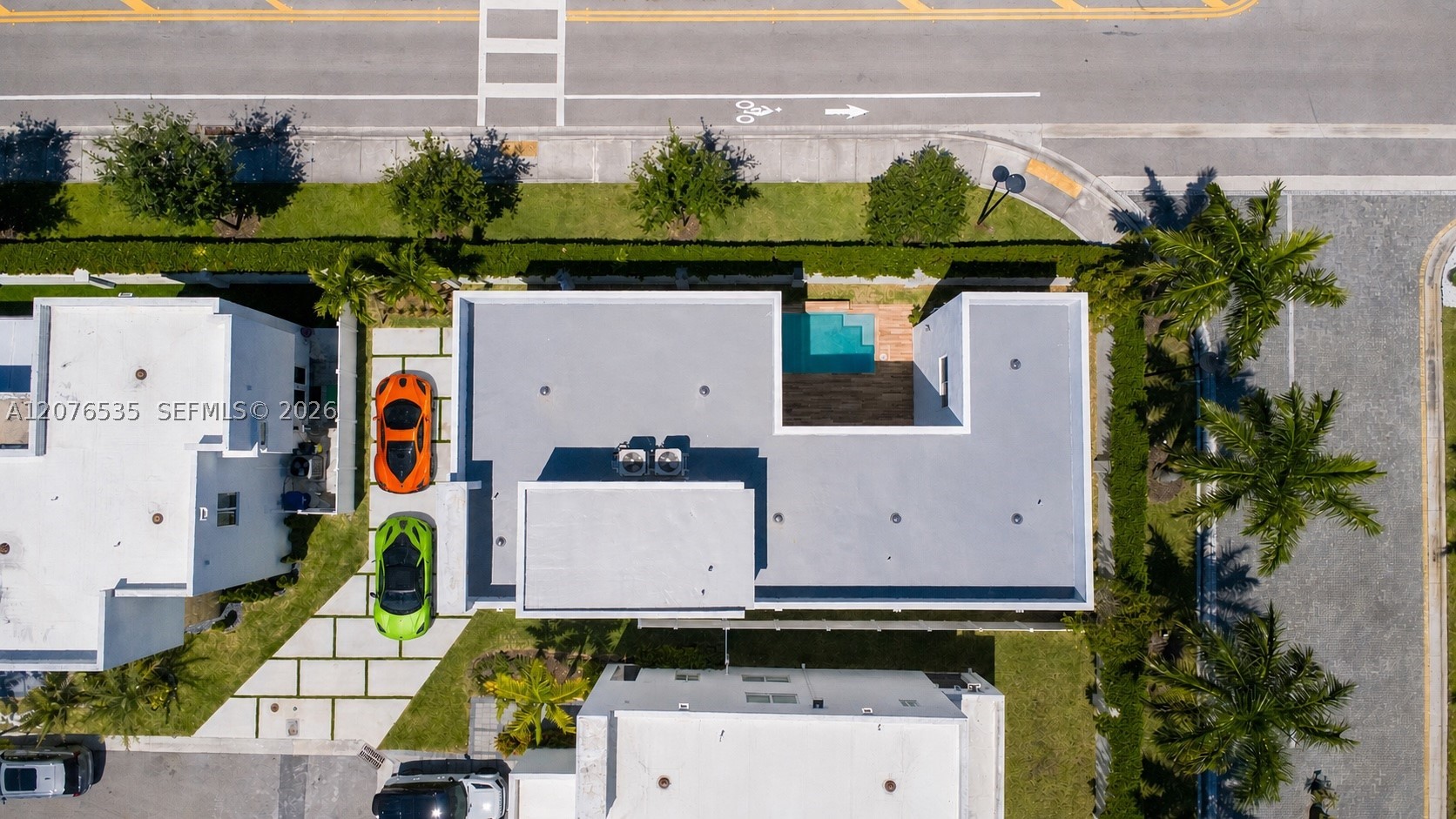 10381 NW 67th Ter, Doral FL 33178