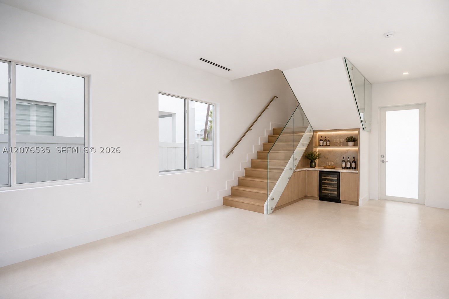 10381 NW 67th Ter, Doral FL 33178
