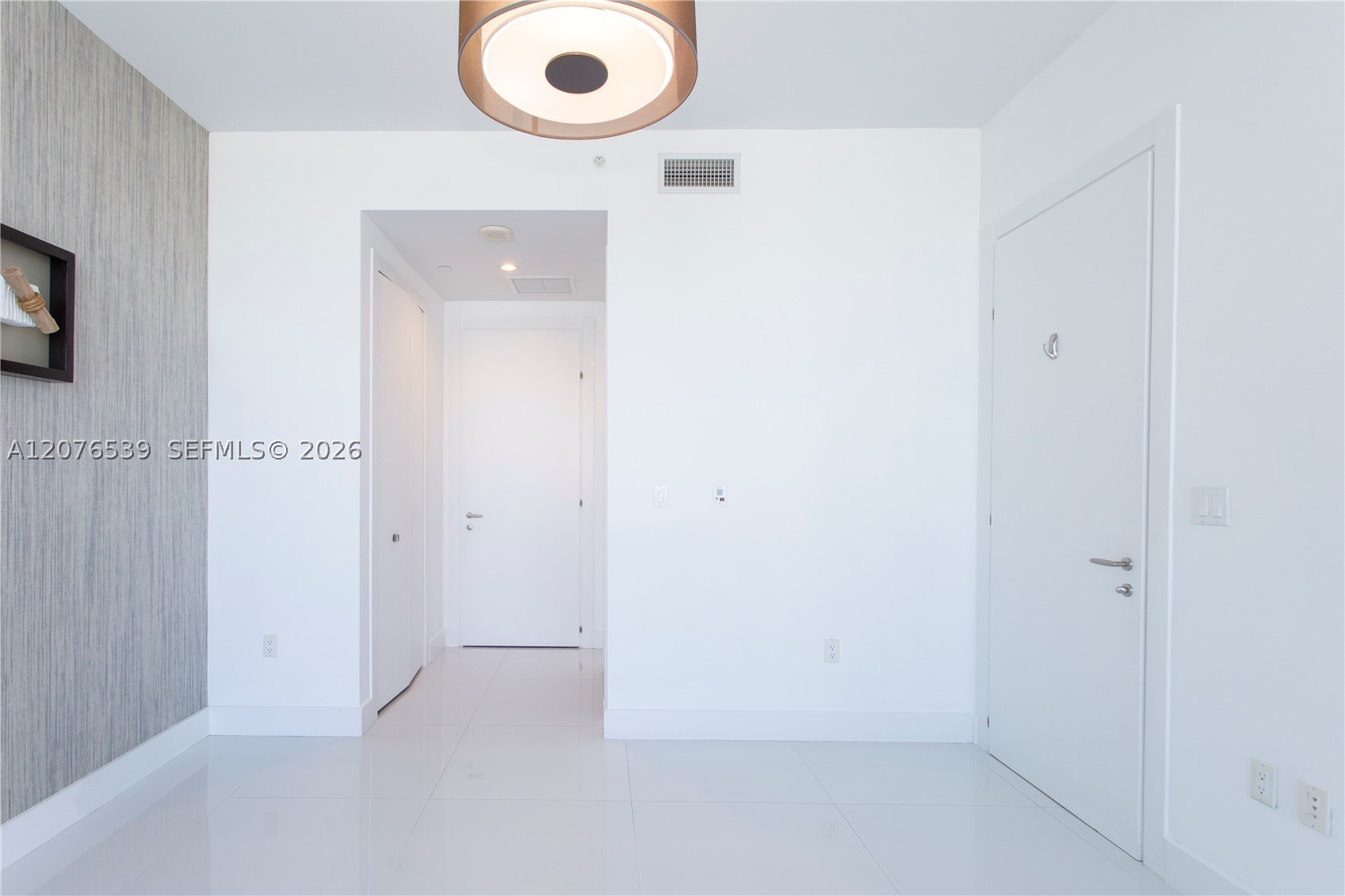 200 BISCAYNE BLVD WY #4512, Miami FL 33131