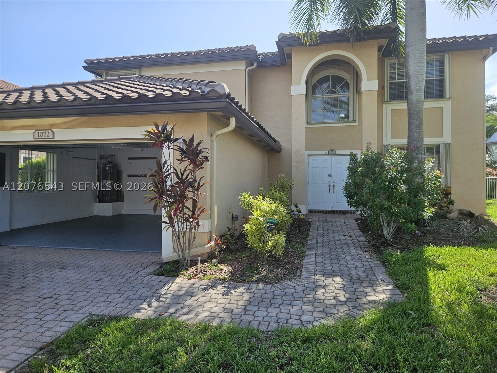 1072 NW 139th Ter, Pembroke Pines FL 33028