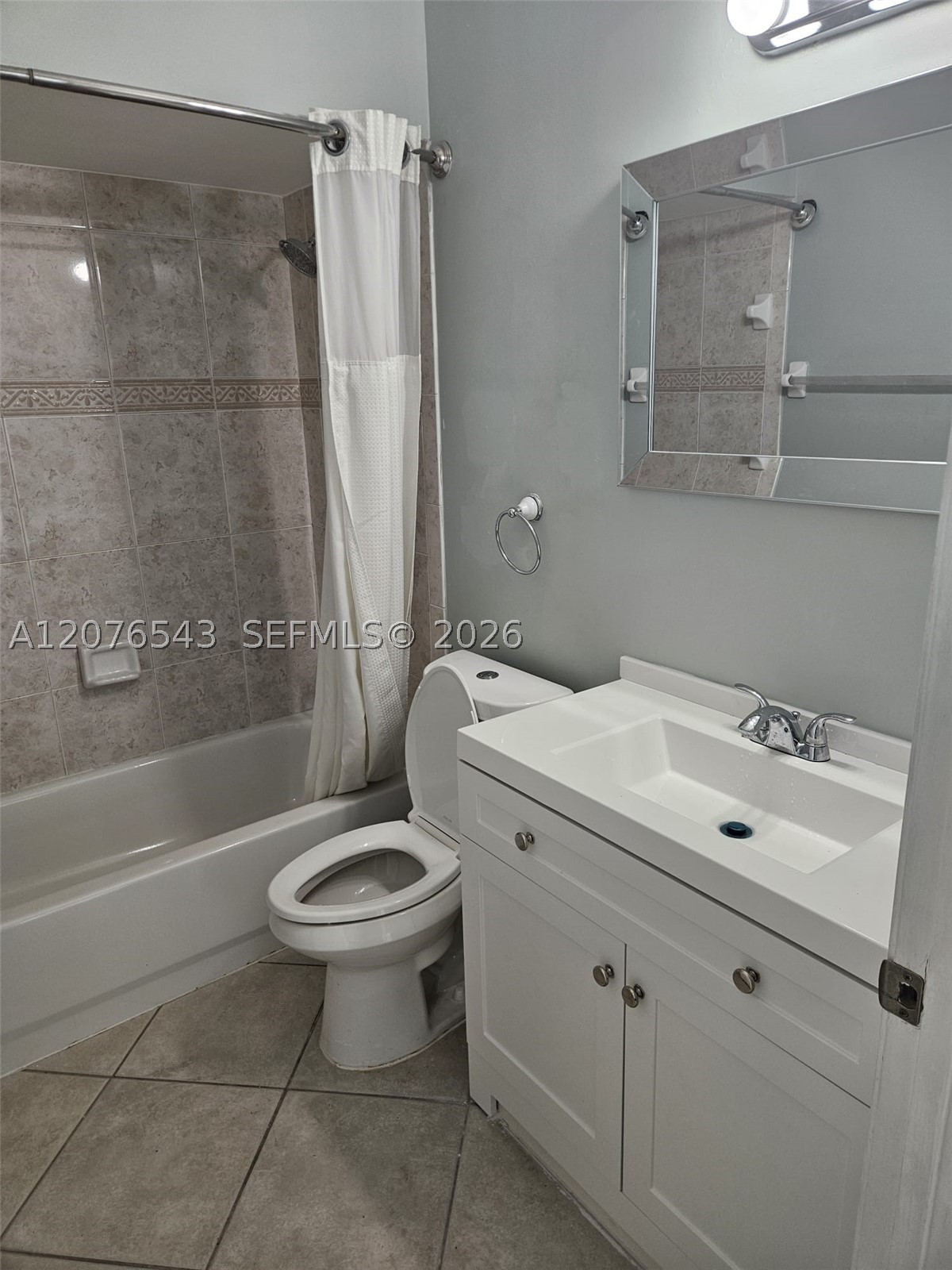 1072 NW 139th Ter, Pembroke Pines FL 33028