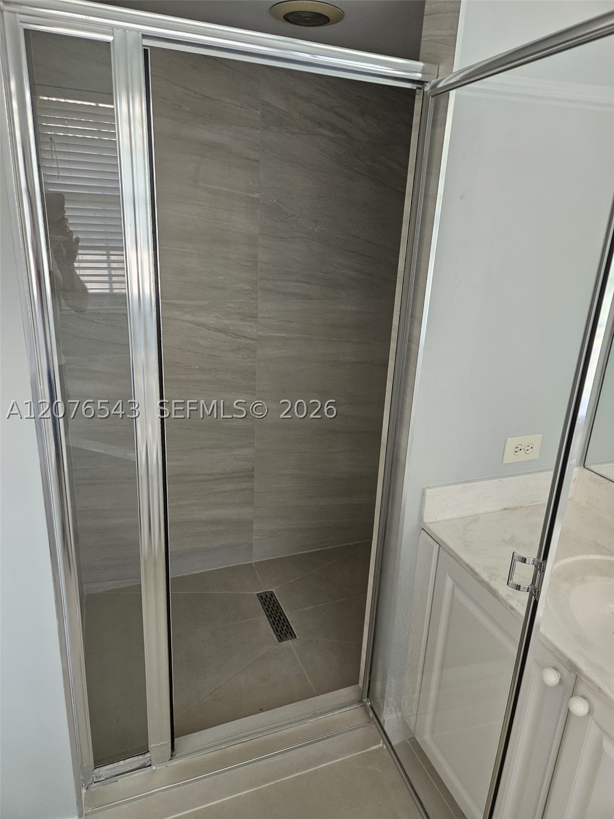 1072 NW 139th Ter, Pembroke Pines FL 33028