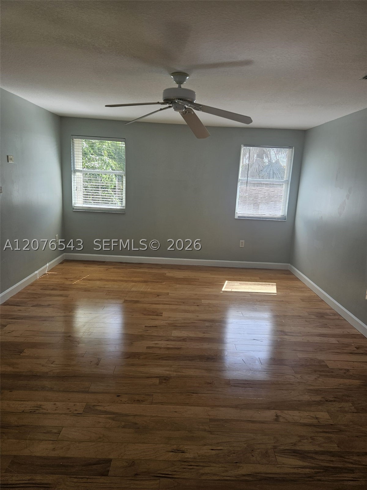 1072 NW 139th Ter, Pembroke Pines FL 33028