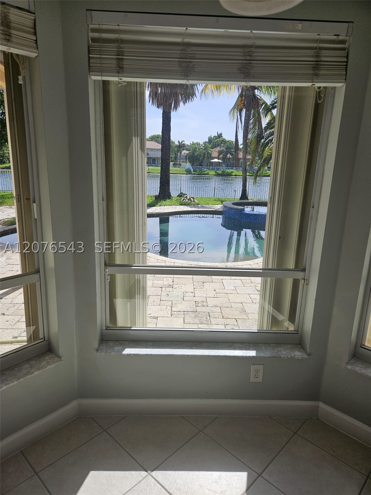 1072 NW 139th Ter, Pembroke Pines FL 33028