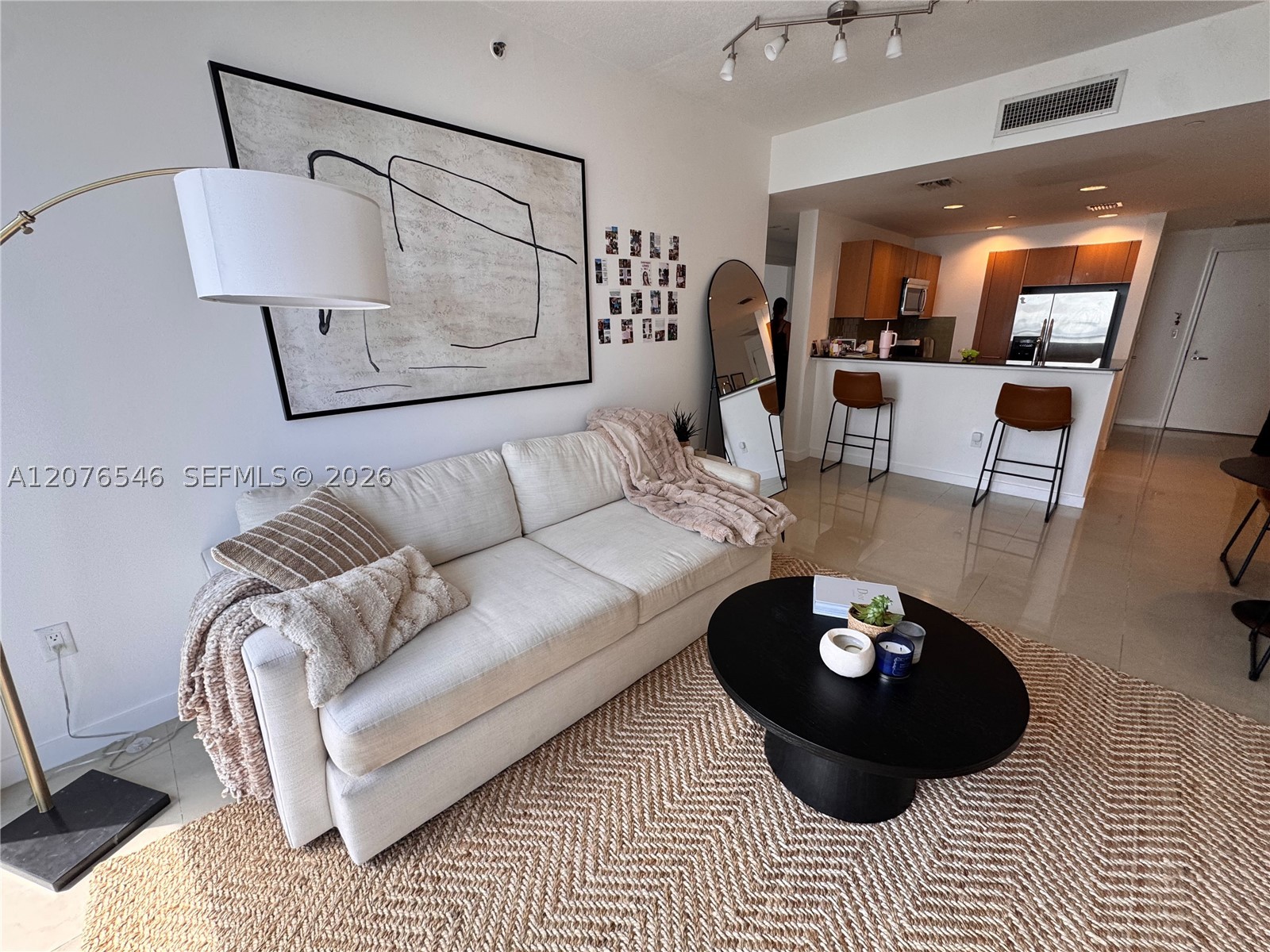 1060 Brickell Ave #2407, Miami FL 33131