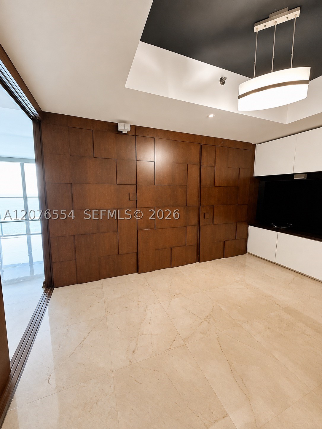 465 Brickell Ave #5605, Miami FL 33131
