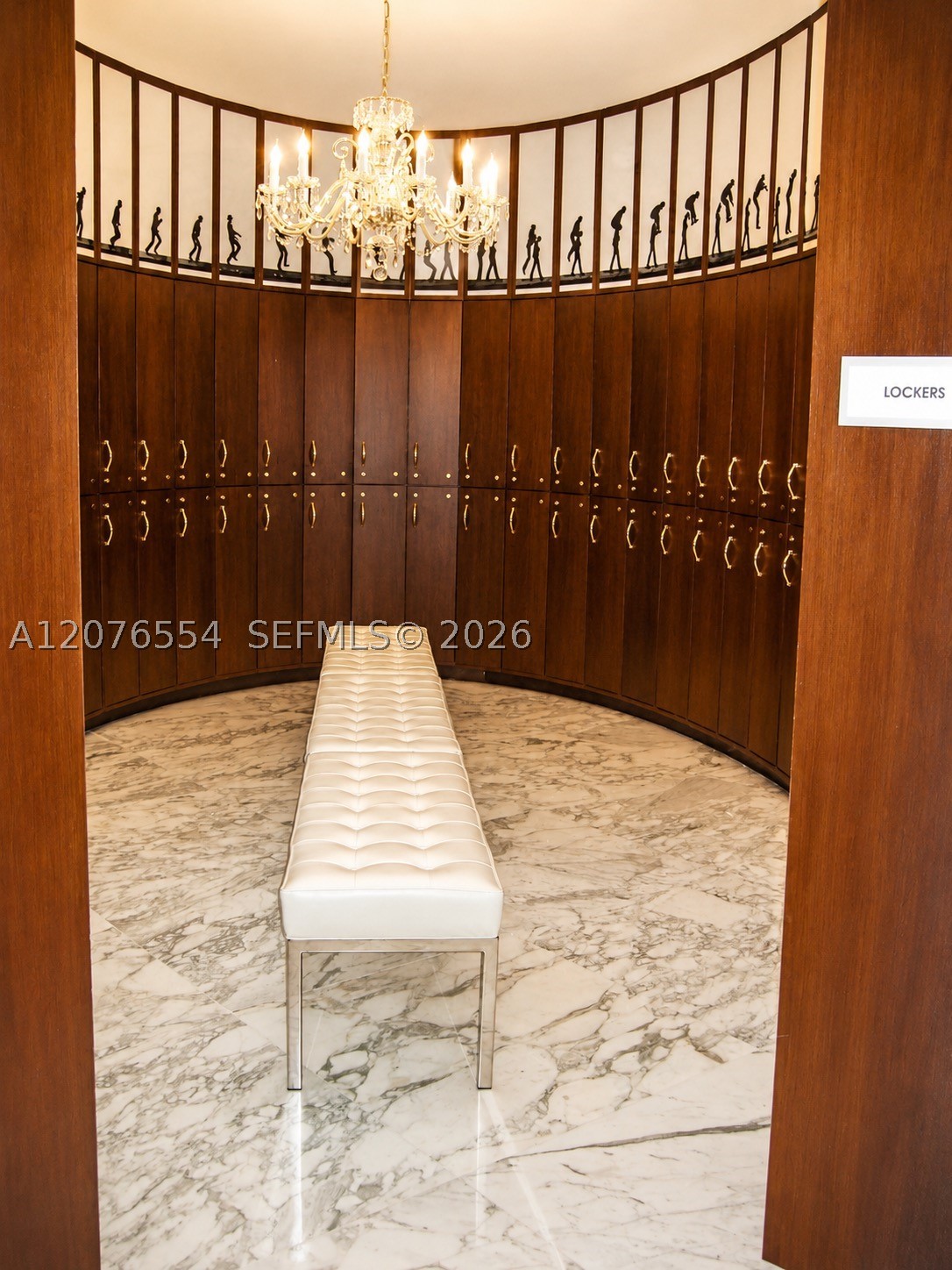 465 Brickell Ave #5605, Miami FL 33131