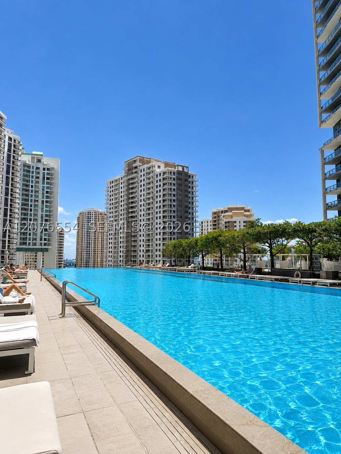 465 Brickell Ave #5605, Miami FL 33131