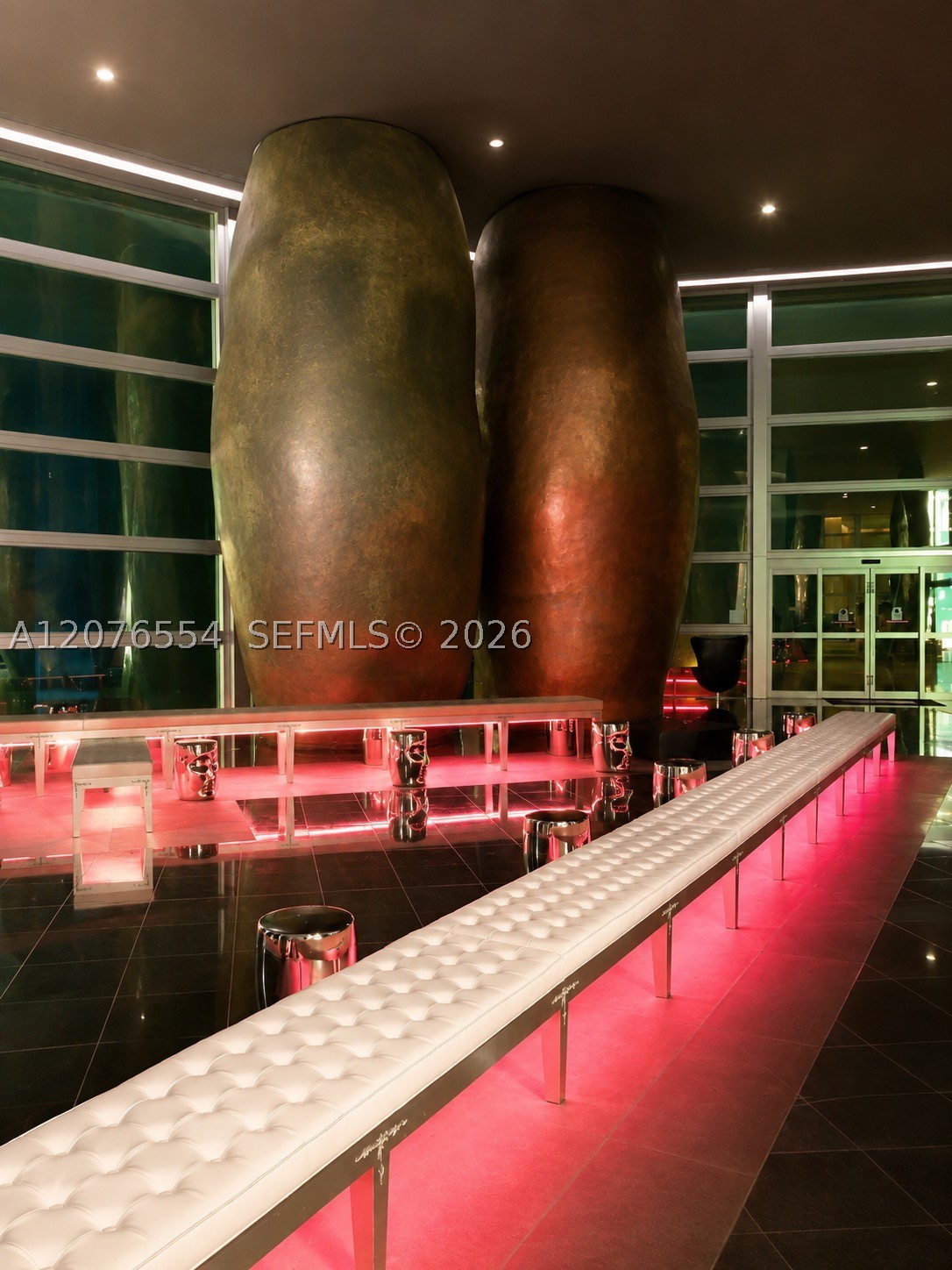 465 Brickell Ave #5605, Miami FL 33131