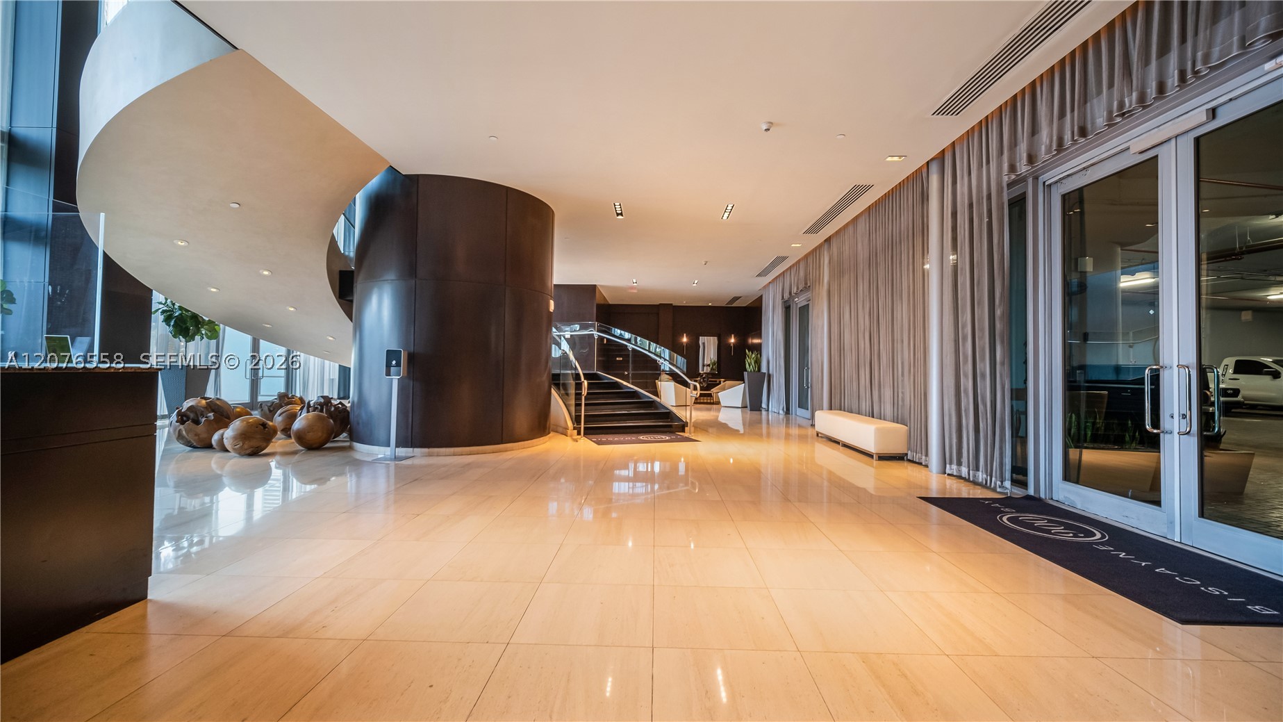 900 Biscayne Blvd #4403, Miami FL 33132