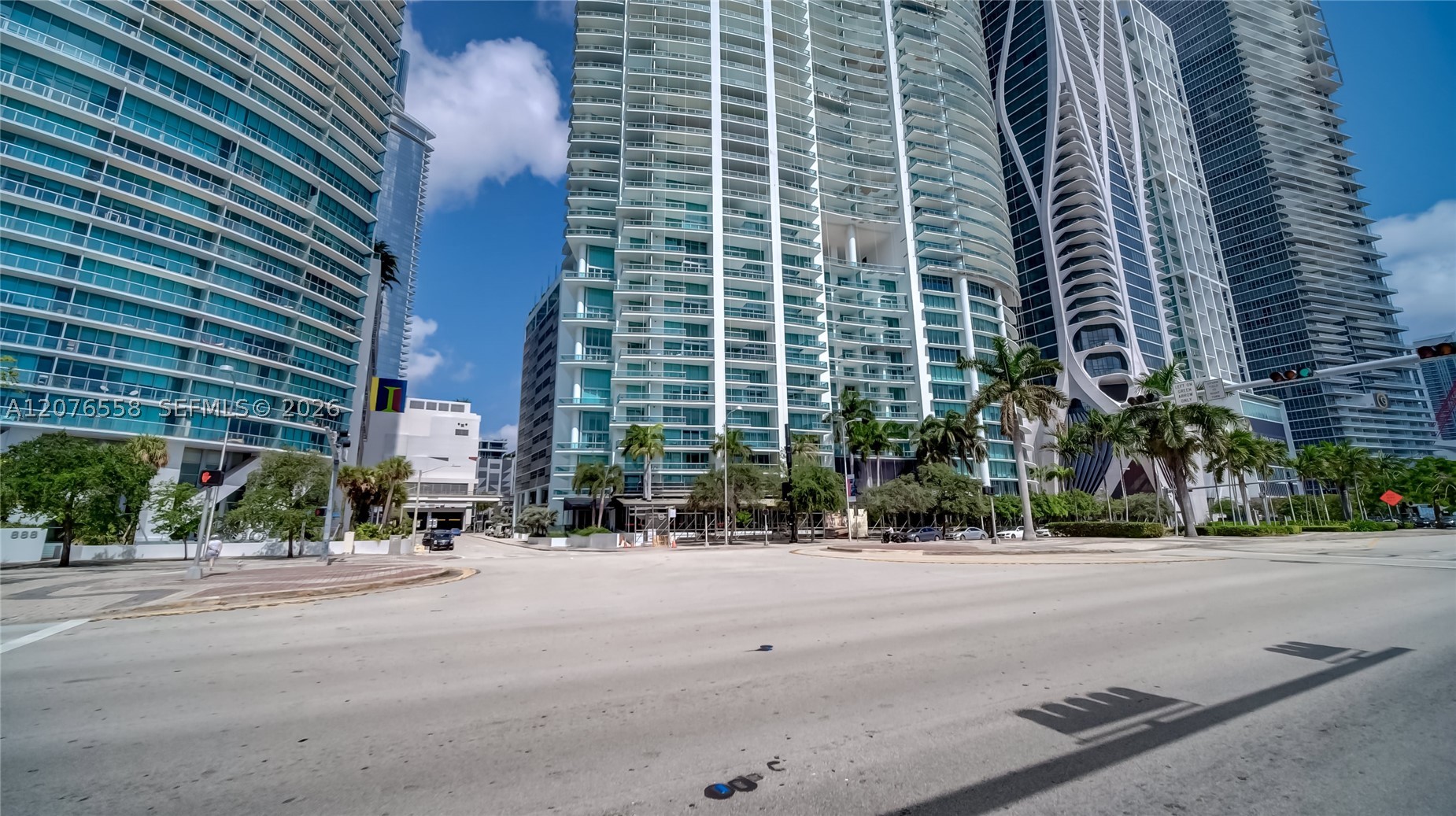 900 Biscayne Blvd #4403, Miami FL 33132