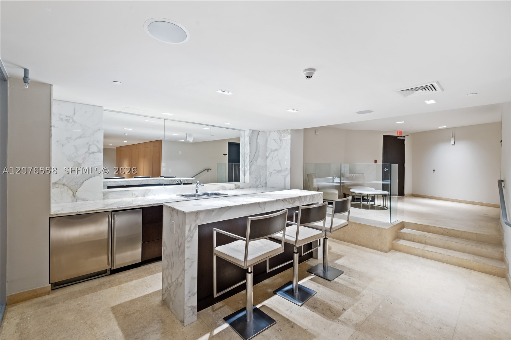 900 Biscayne Blvd #4403, Miami FL 33132