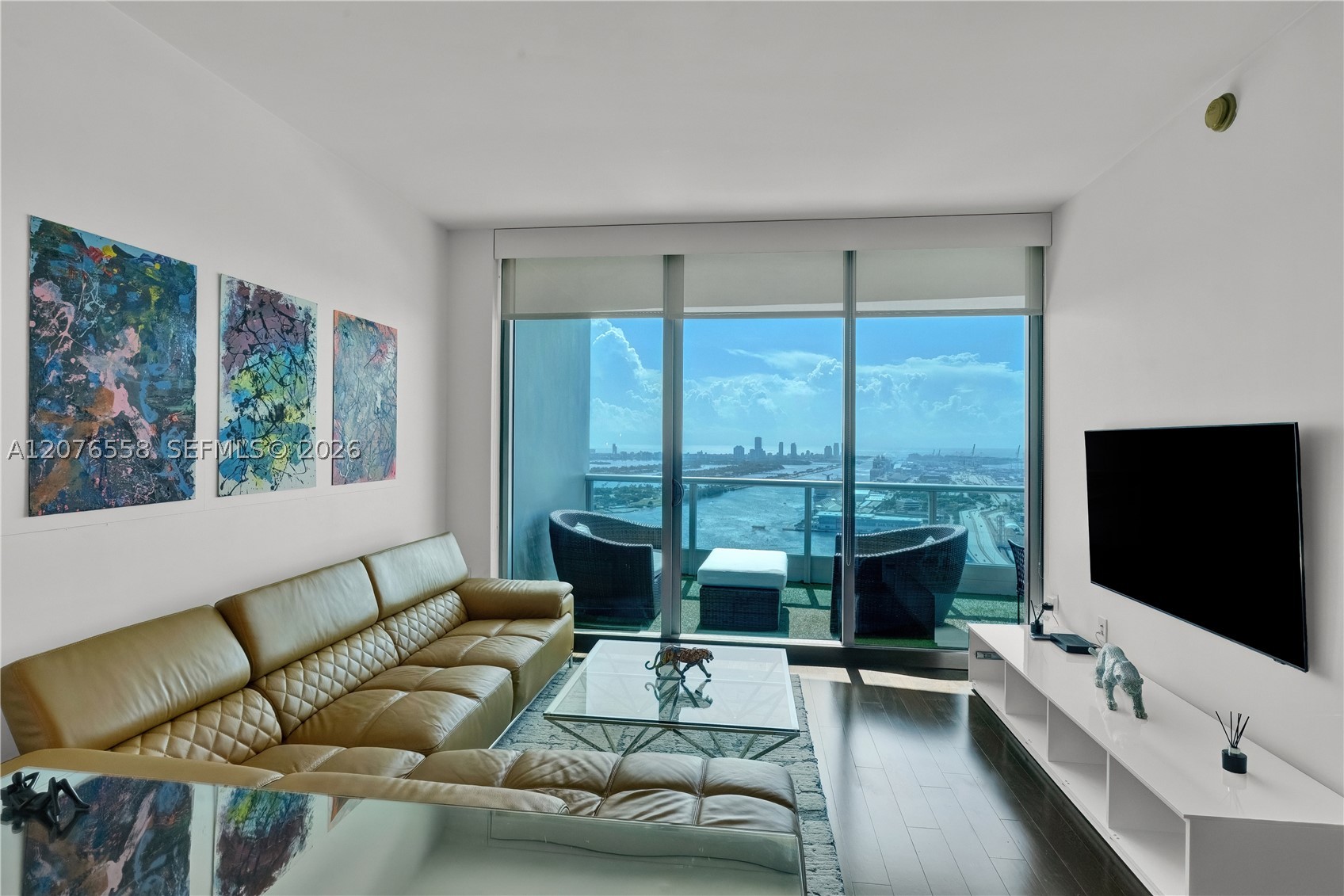 900 Biscayne Blvd #4403, Miami FL 33132