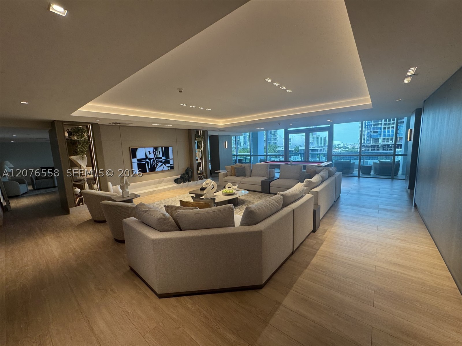 900 Biscayne Blvd #4403, Miami FL 33132