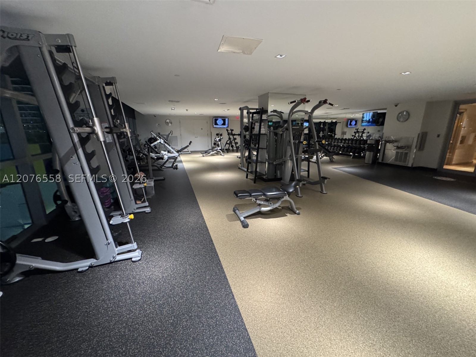 900 Biscayne Blvd #4403, Miami FL 33132