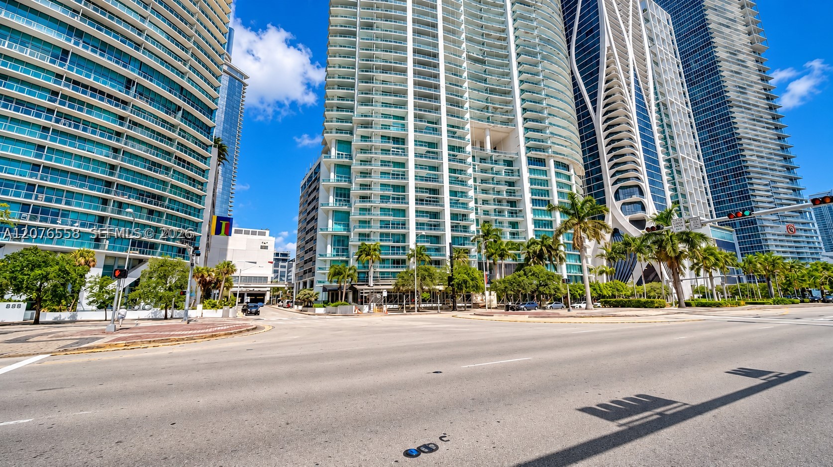 900 Biscayne Blvd #4403, Miami FL 33132