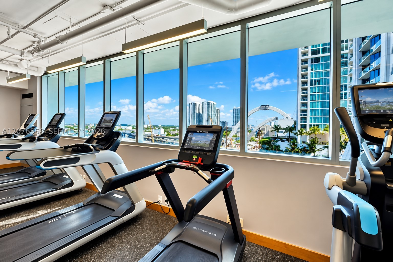 900 Biscayne Blvd #4403, Miami FL 33132