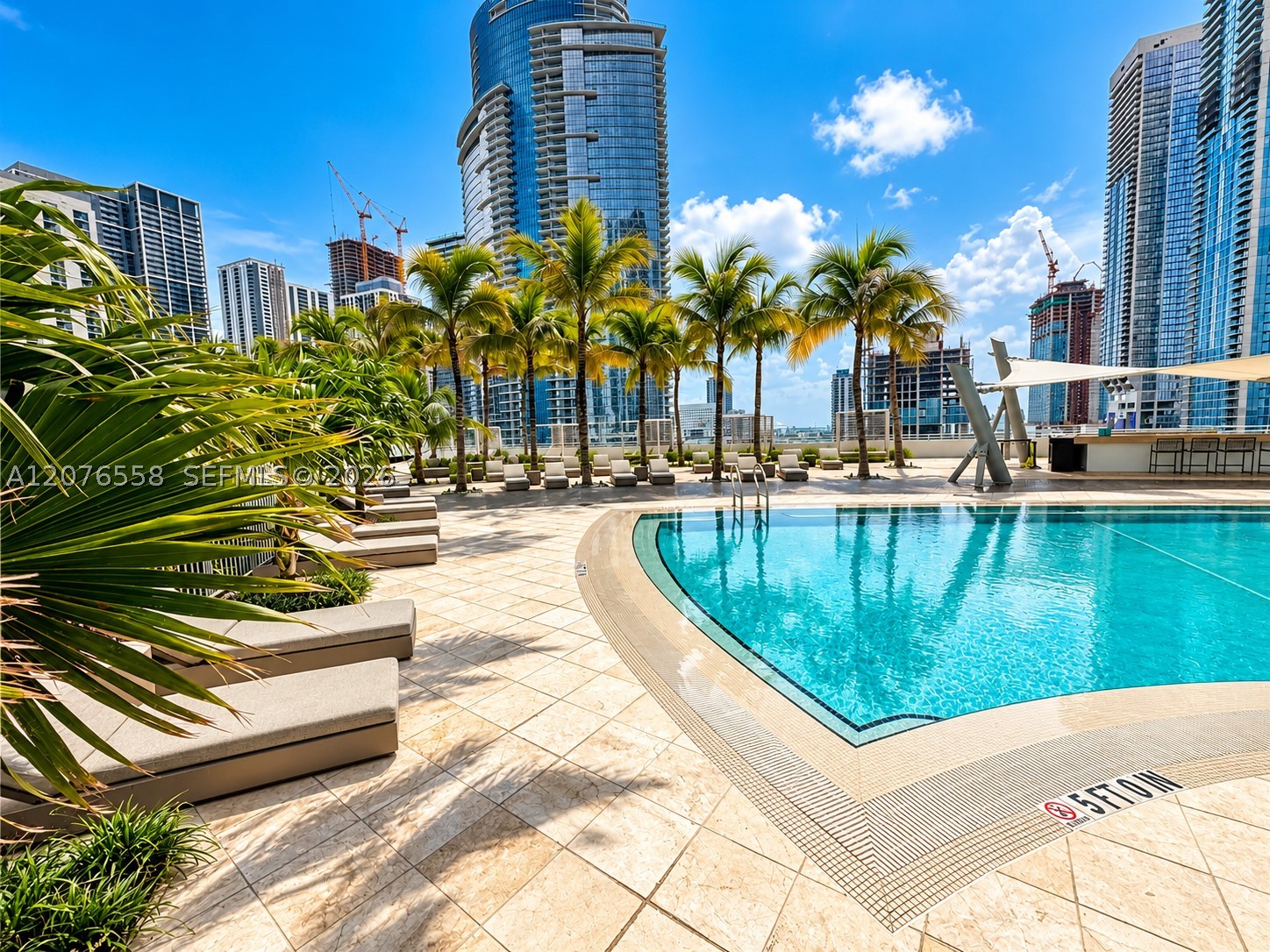 900 Biscayne Blvd #4403, Miami FL 33132