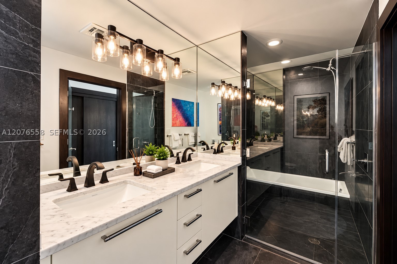 900 Biscayne Blvd #4403, Miami FL 33132