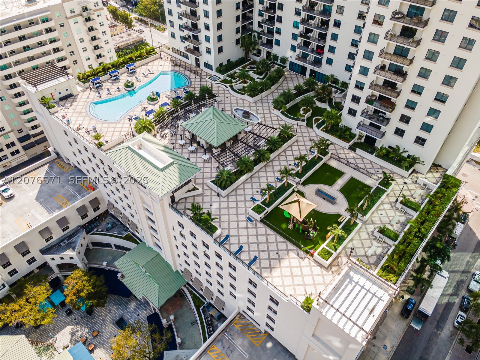 999 SW 1st Ave #1114, Miami FL 33130