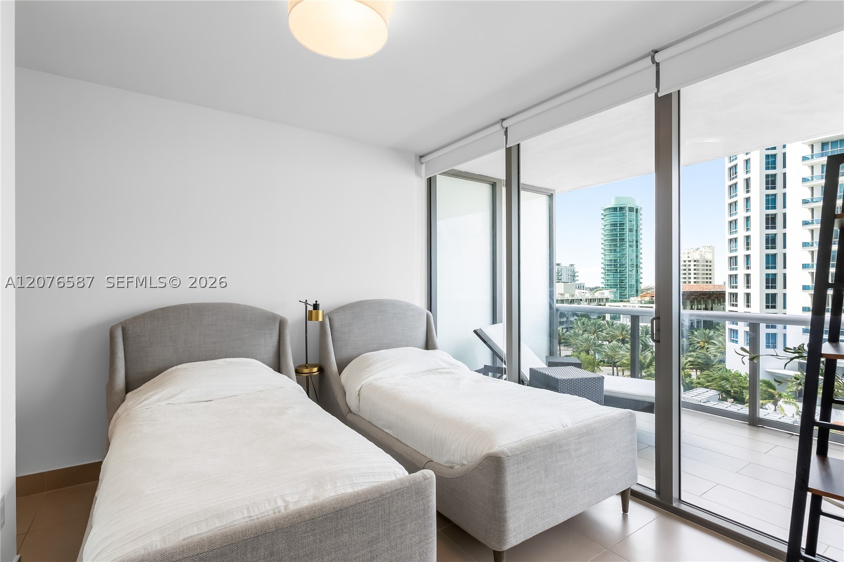 5875 Collins Ave #903, Miami Beach FL 33140