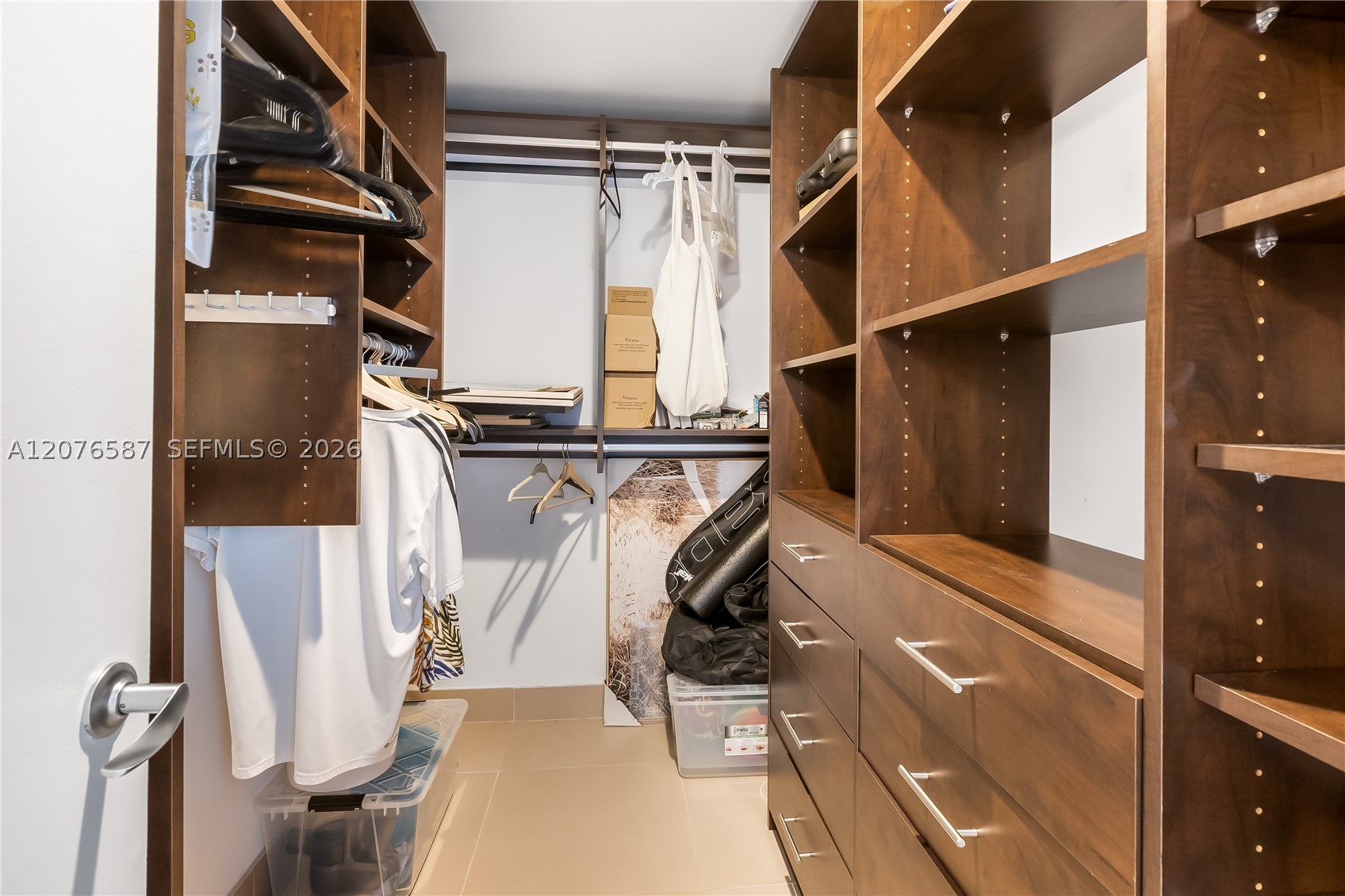 5875 Collins Ave #903, Miami Beach FL 33140