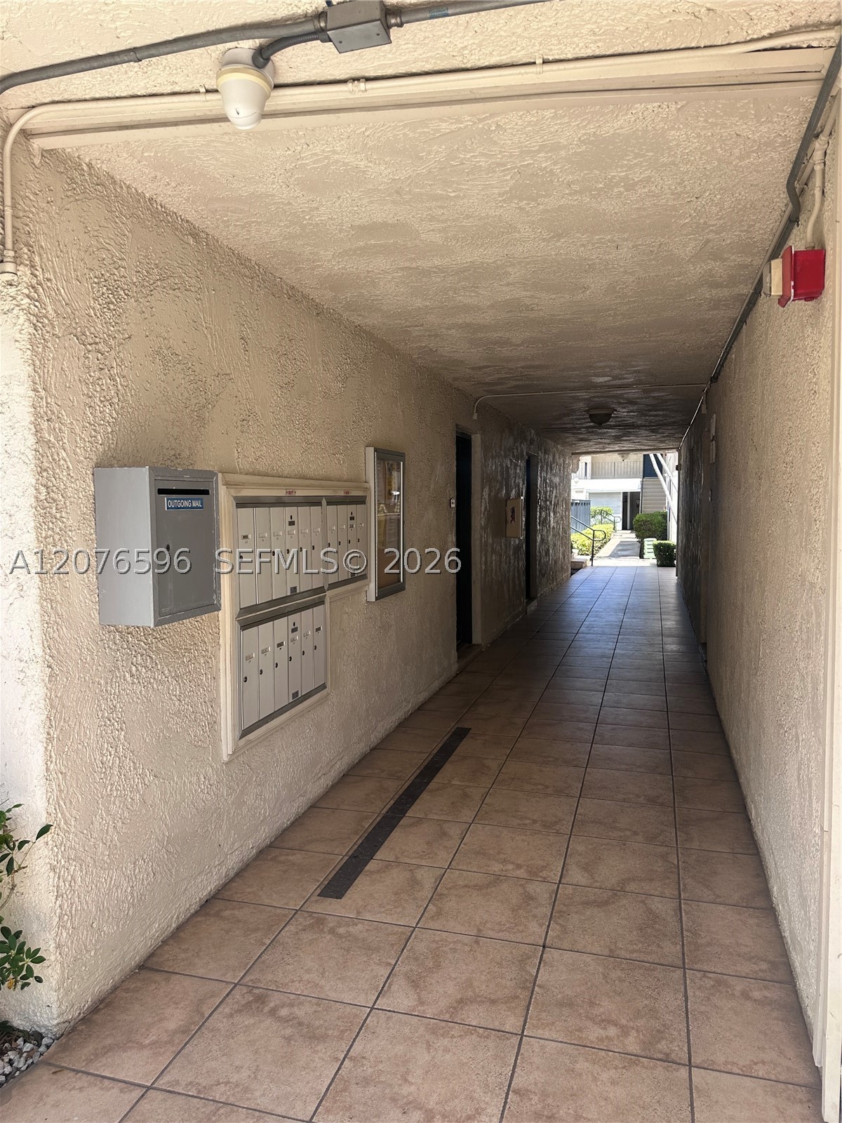 8615 SW 68th Ct #22, Pinecrest FL 33156