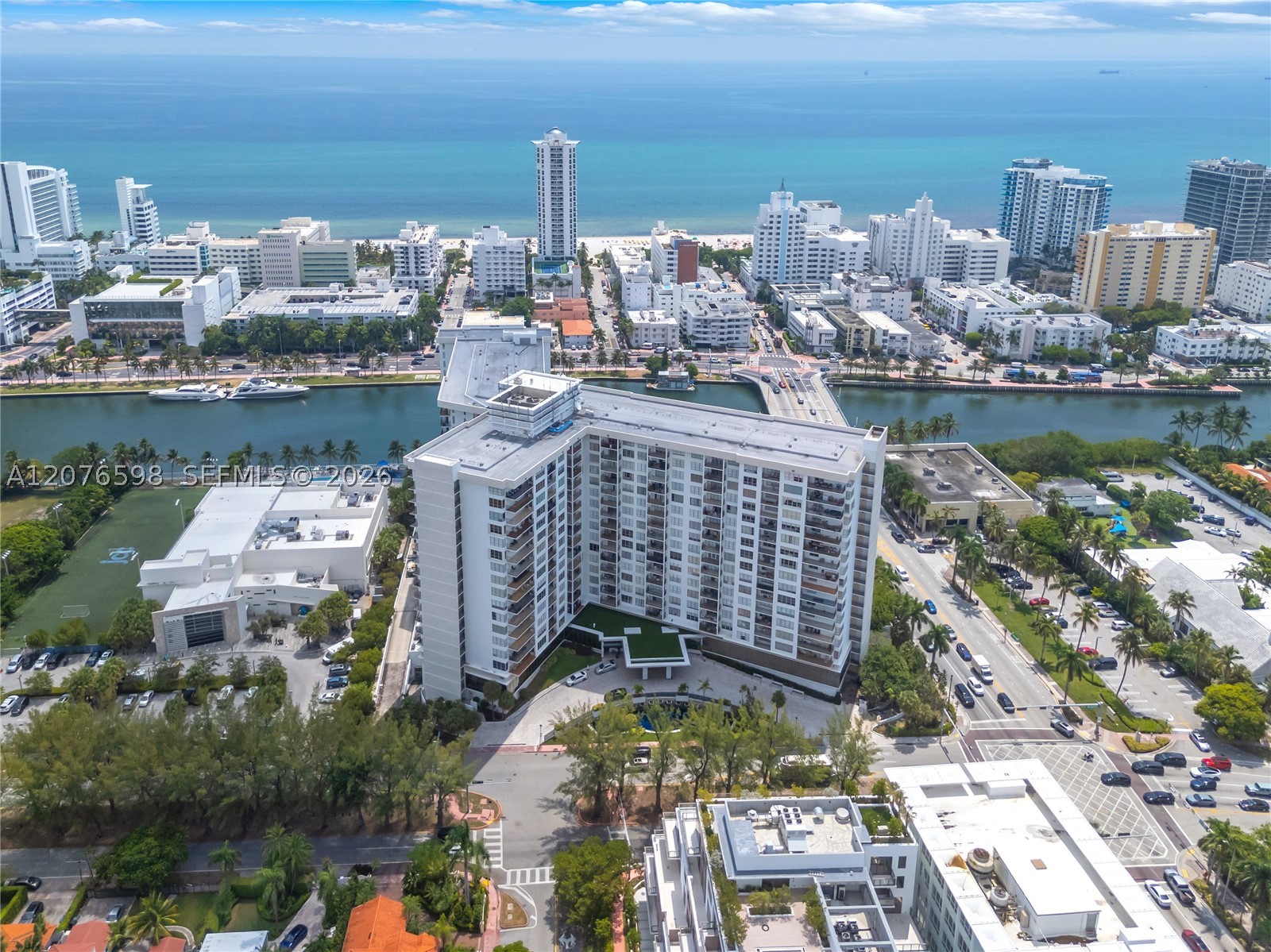 4101 Pine Tree Dr #1105, Miami Beach FL 33140