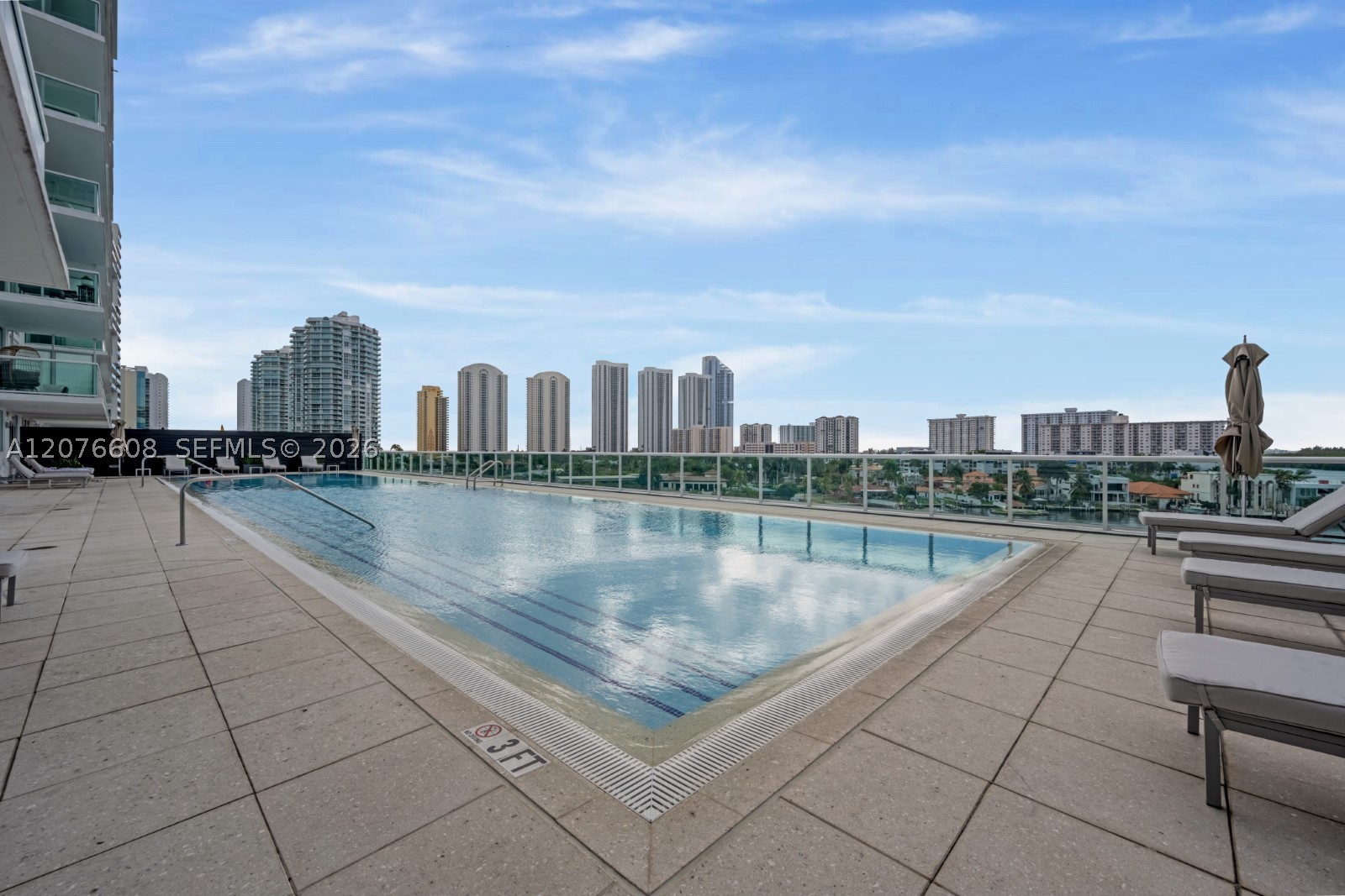 400 Sunny Isles Blvd #908, Sunny Isles Beach FL 33160