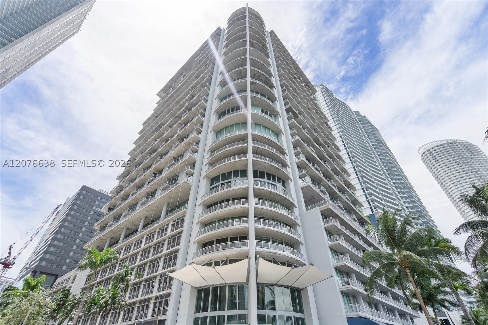 690 SW 1st Ct #2025, Miami FL 33130