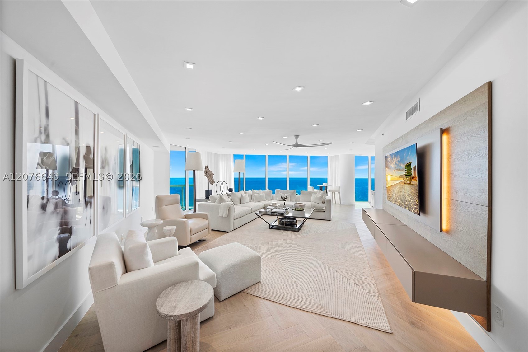 2711 S Ocean Dr #1502, Hollywood FL 33019