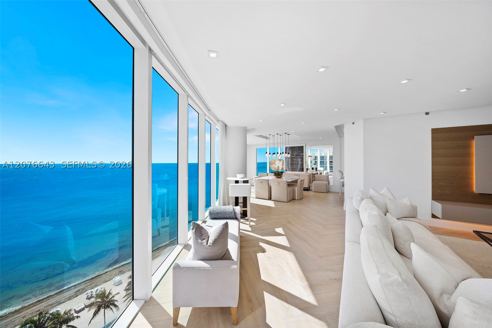 2711 S Ocean Dr #1502, Hollywood FL 33019