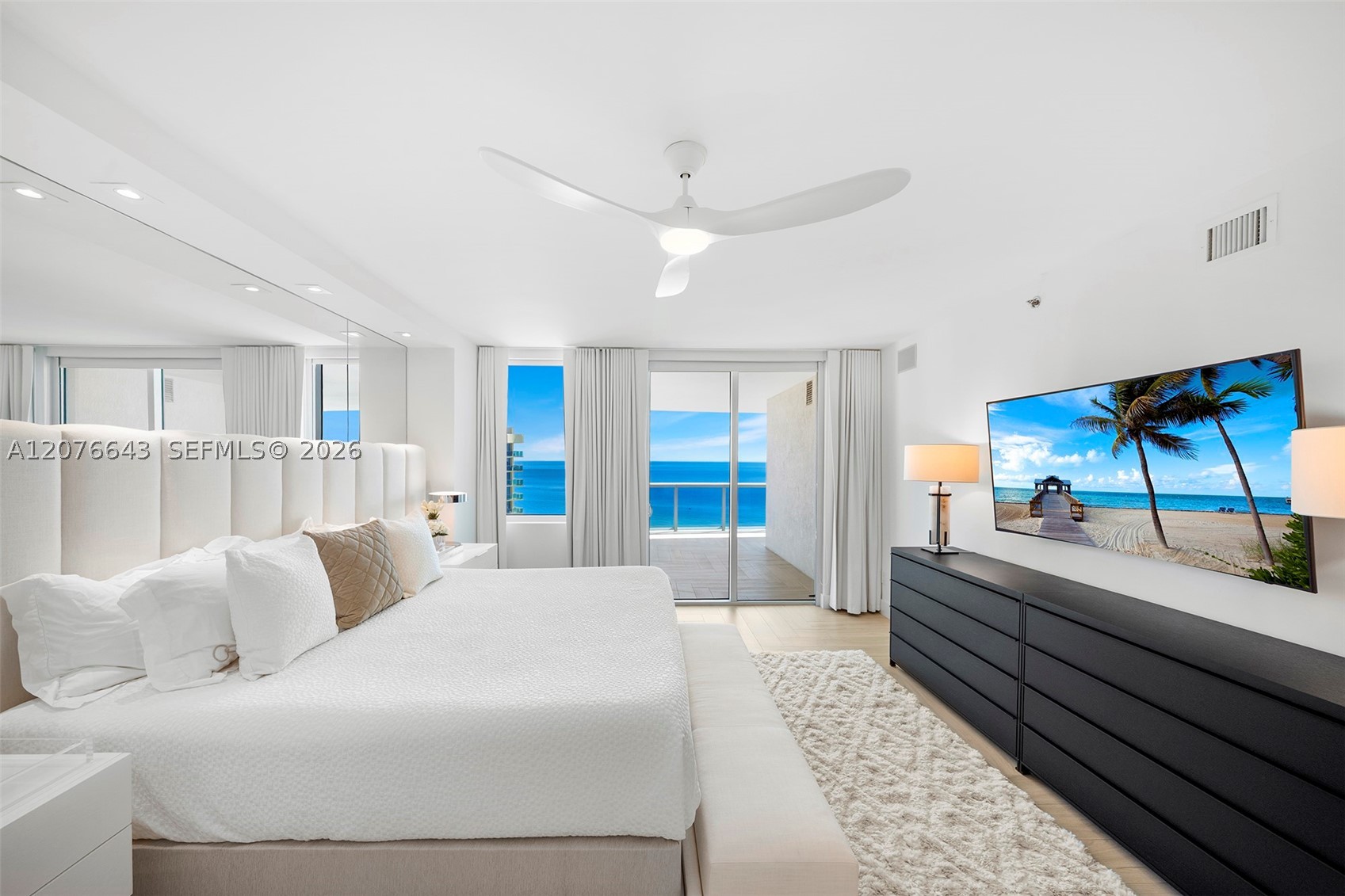 2711 S Ocean Dr #1502, Hollywood FL 33019