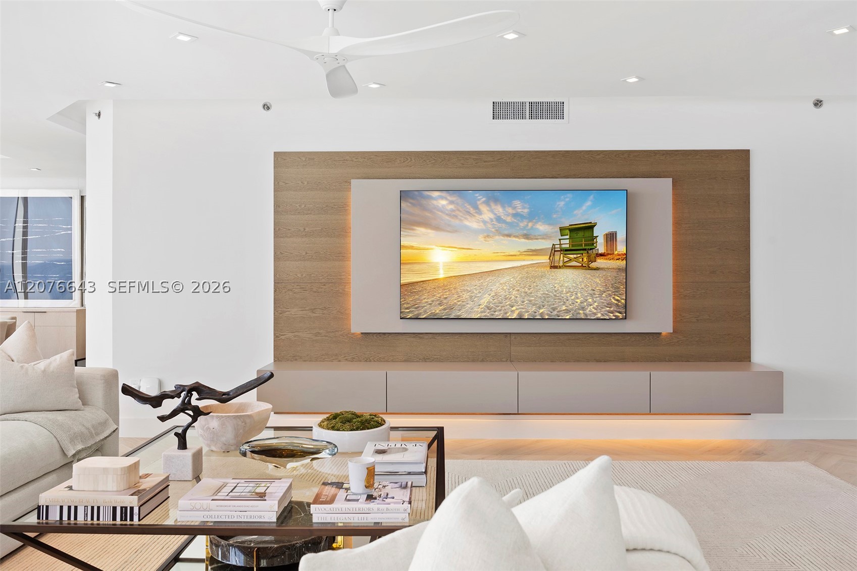 2711 S Ocean Dr #1502, Hollywood FL 33019