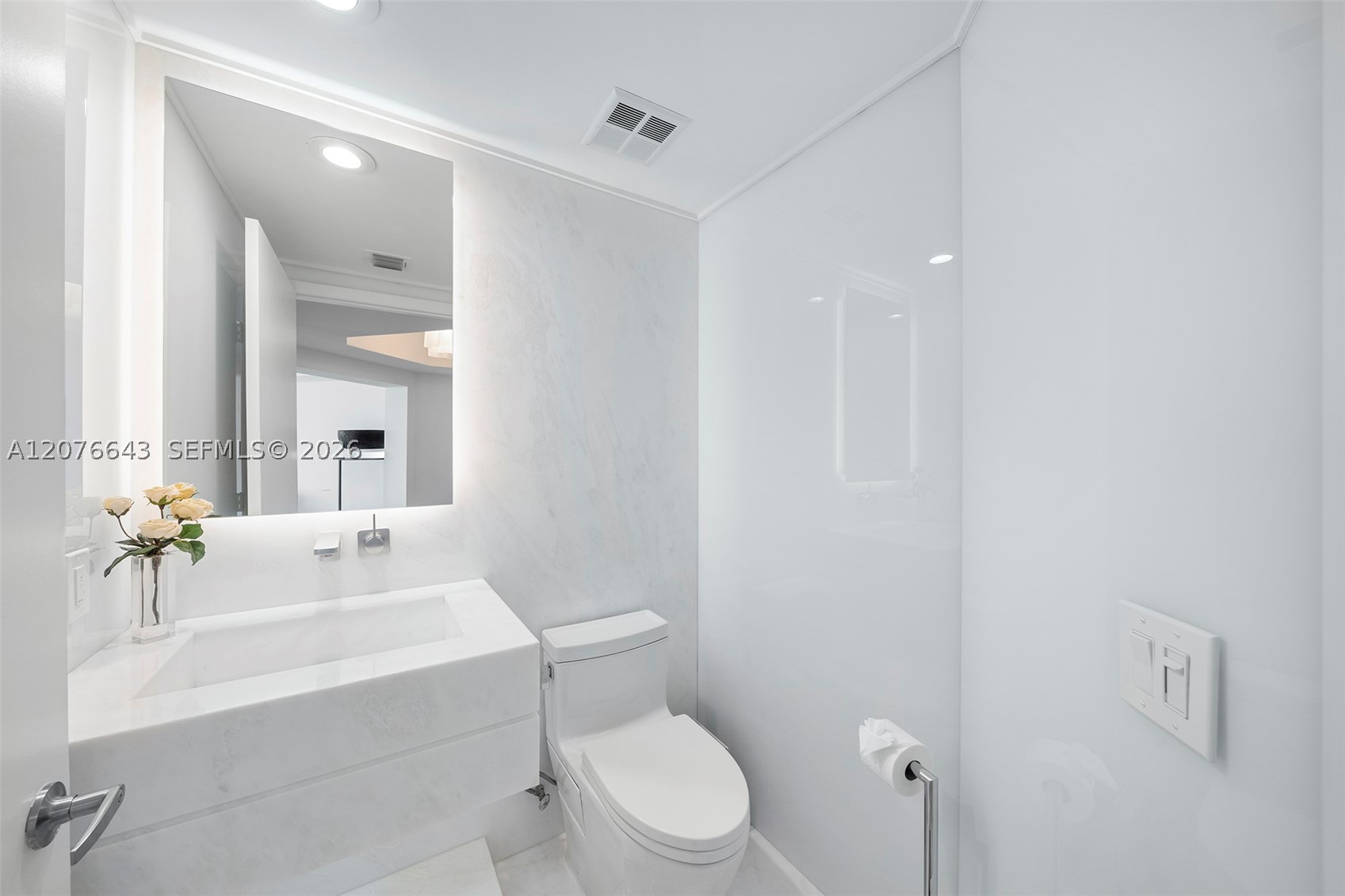 2711 S Ocean Dr #1502, Hollywood FL 33019