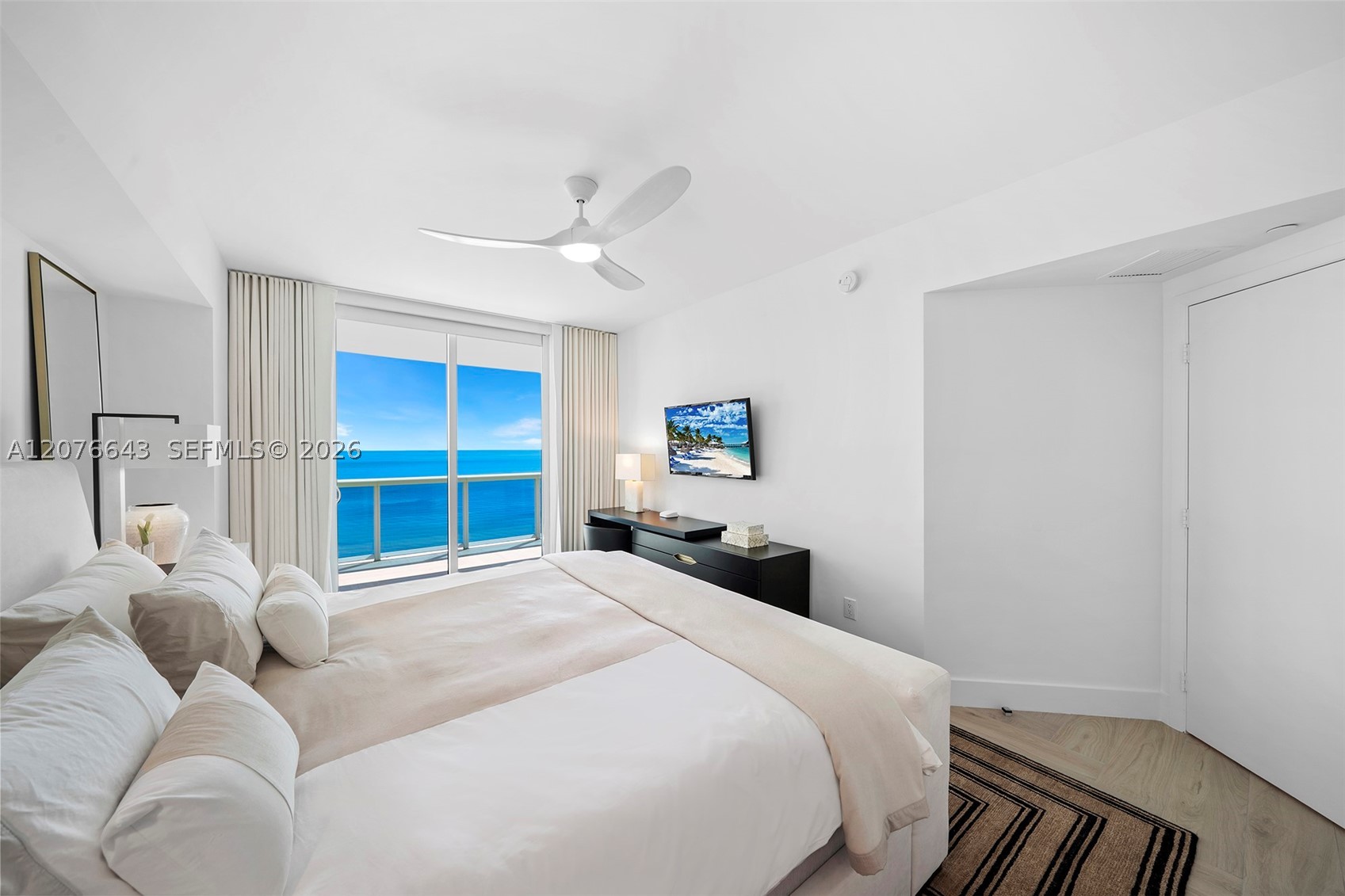 2711 S Ocean Dr #1502, Hollywood FL 33019